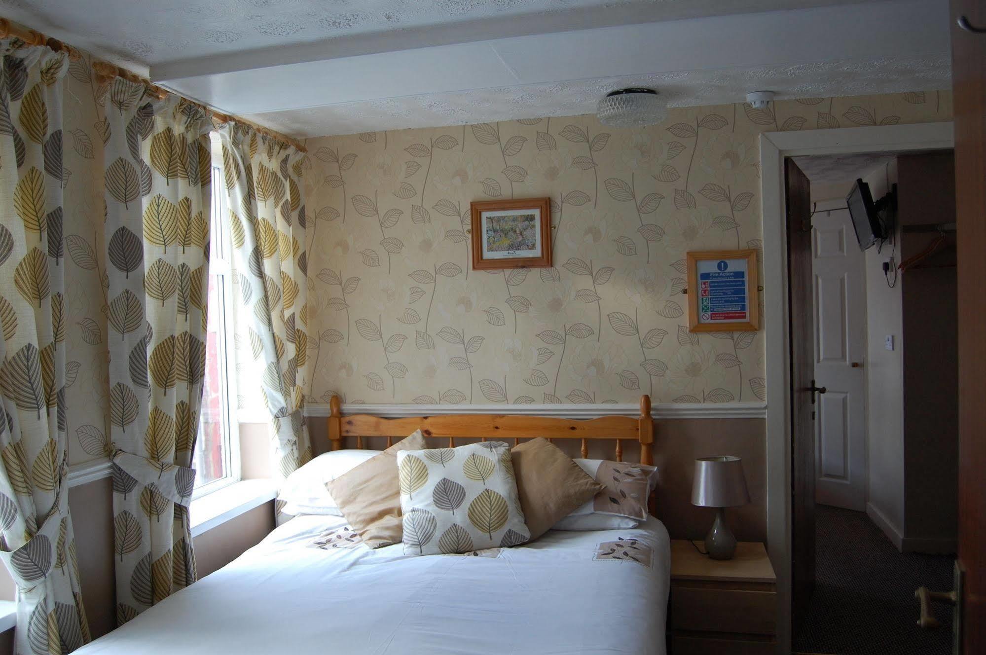 The Chorlton Hotel Блекпул Екстериор снимка