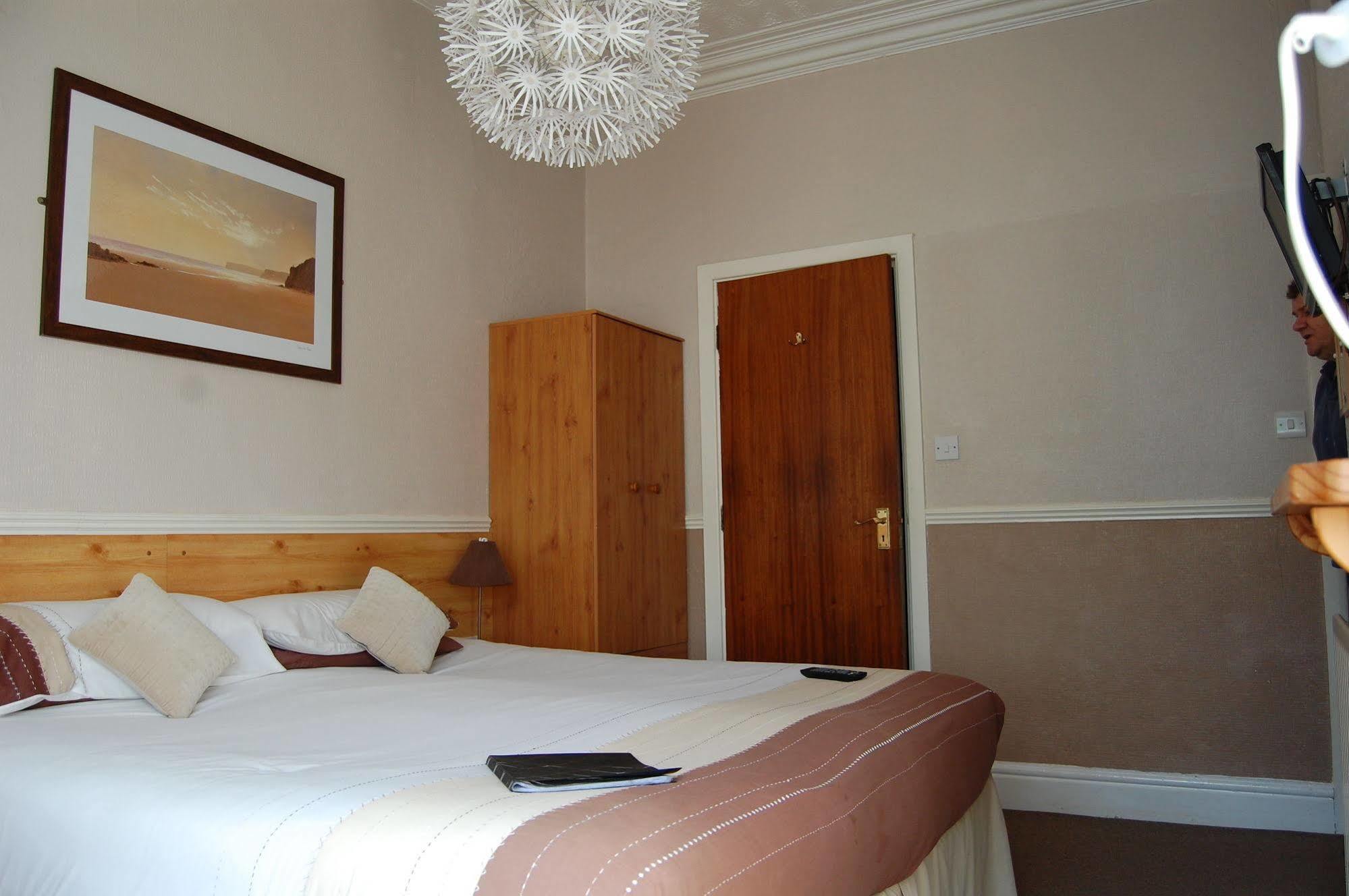 The Chorlton Hotel Блекпул Екстериор снимка